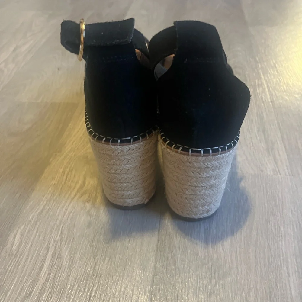 Aqua Black Platform‎ Sandals